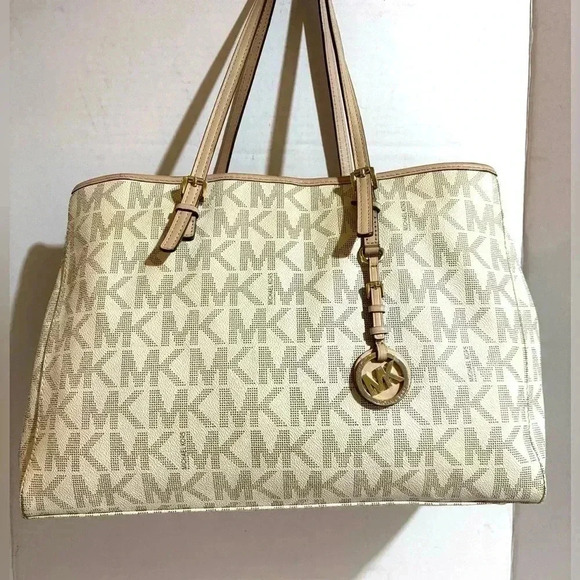 Michael Kors beige gray MK signature print canvas shoulder handbag - Picture 1 of 11